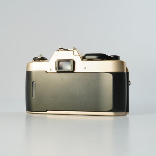Nikon FM10 MF フィルム一眼レフカメラ