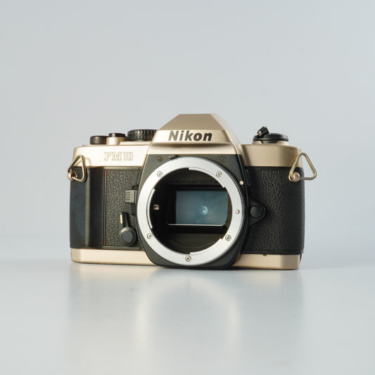 Nikon FM10 MF フィルム一眼レフカメラ