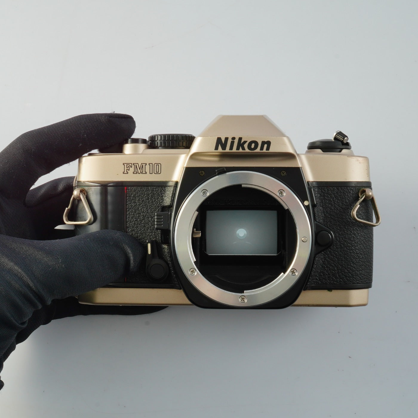 Nikon FM10 MF フィルム一眼レフカメラ