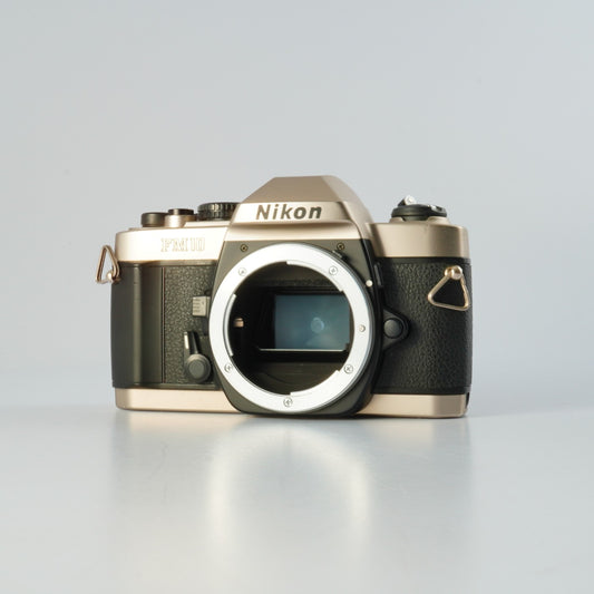 Nikon FM10 MF フィルム一眼レフカメラ