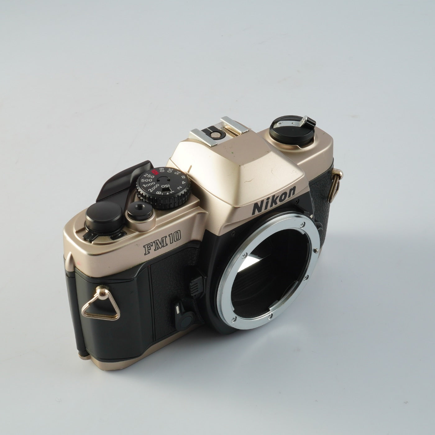 Nikon FM10 MF フィルム一眼レフカメラ