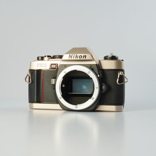 Nikon FM10 MF フィルム一眼レフカメラ