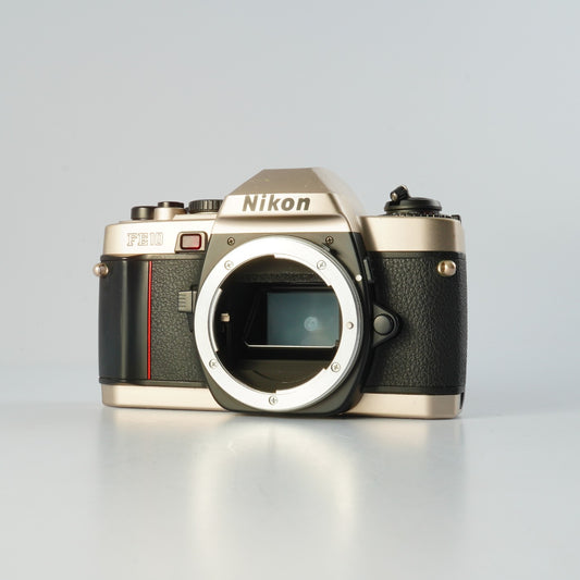 Nikon FM10 MF フィルム一眼レフカメラ