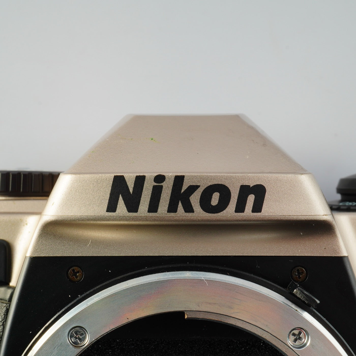 Nikon FM10 MF フィルム一眼レフカメラ