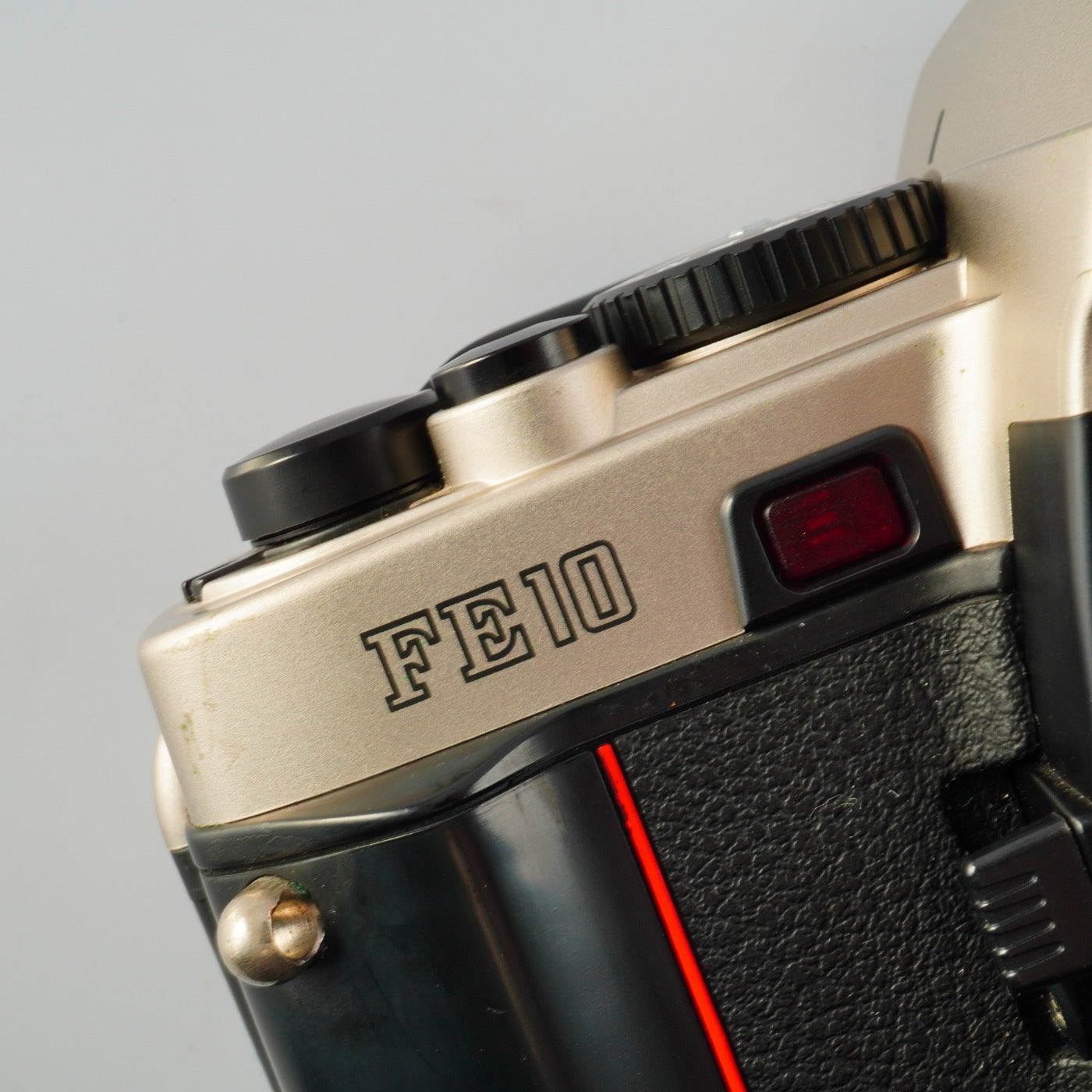 Nikon FM10 MF フィルム一眼レフカメラ