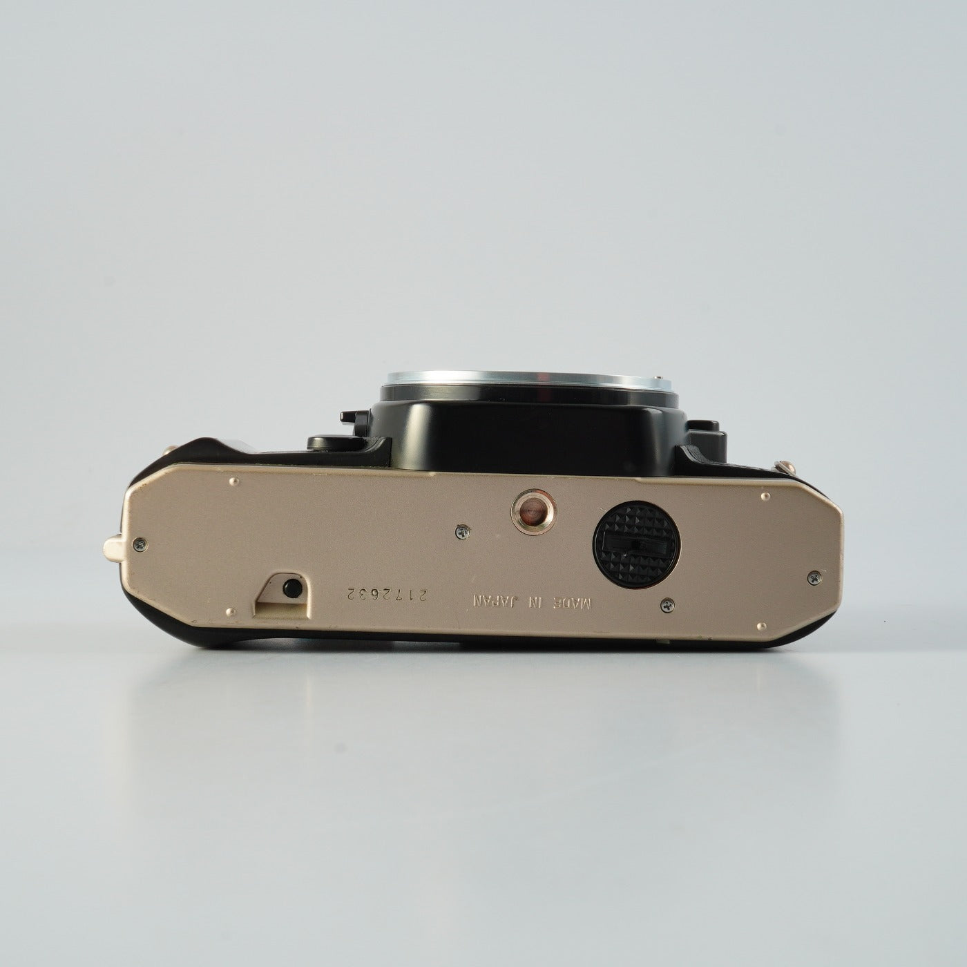 Nikon FM10 MF フィルム一眼レフカメラ