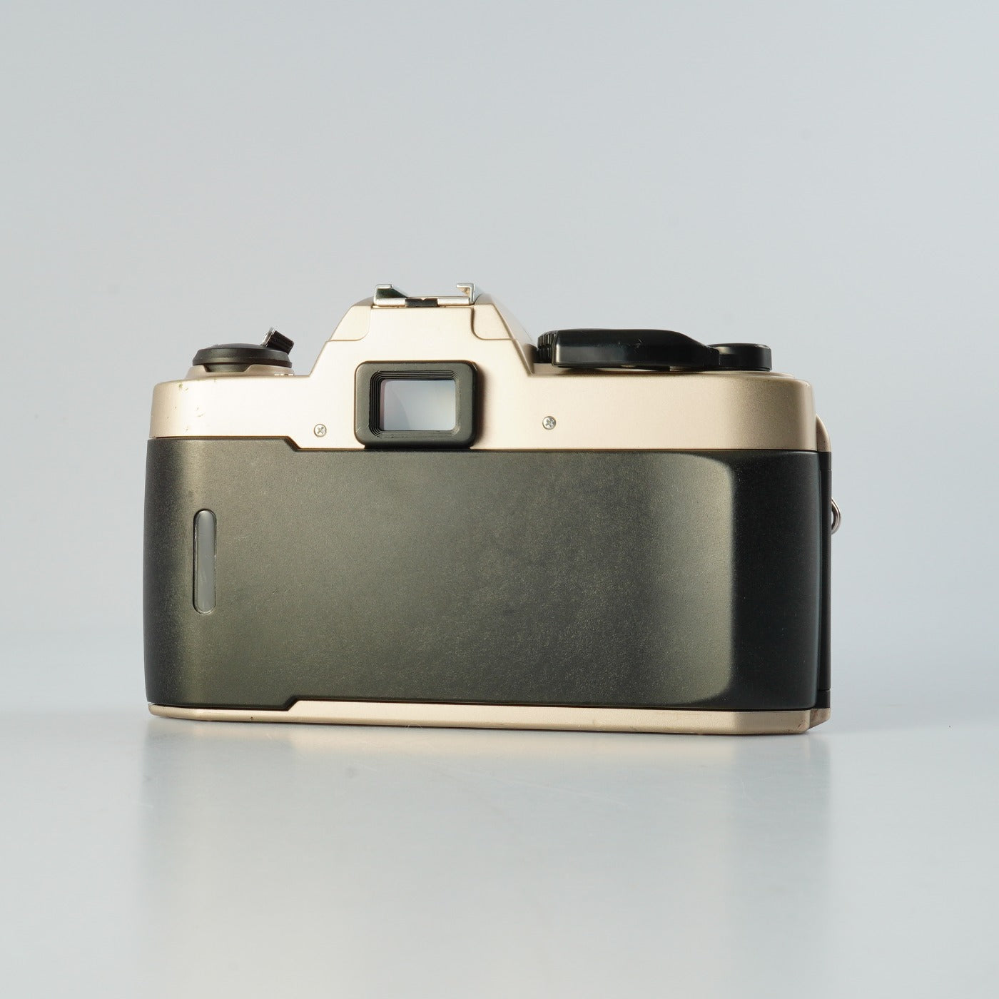 Nikon FM10 MF フィルム一眼レフカメラ