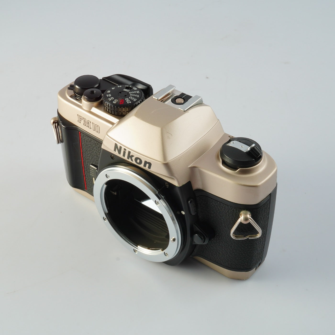 Nikon FM10 MF フィルム一眼レフカメラ