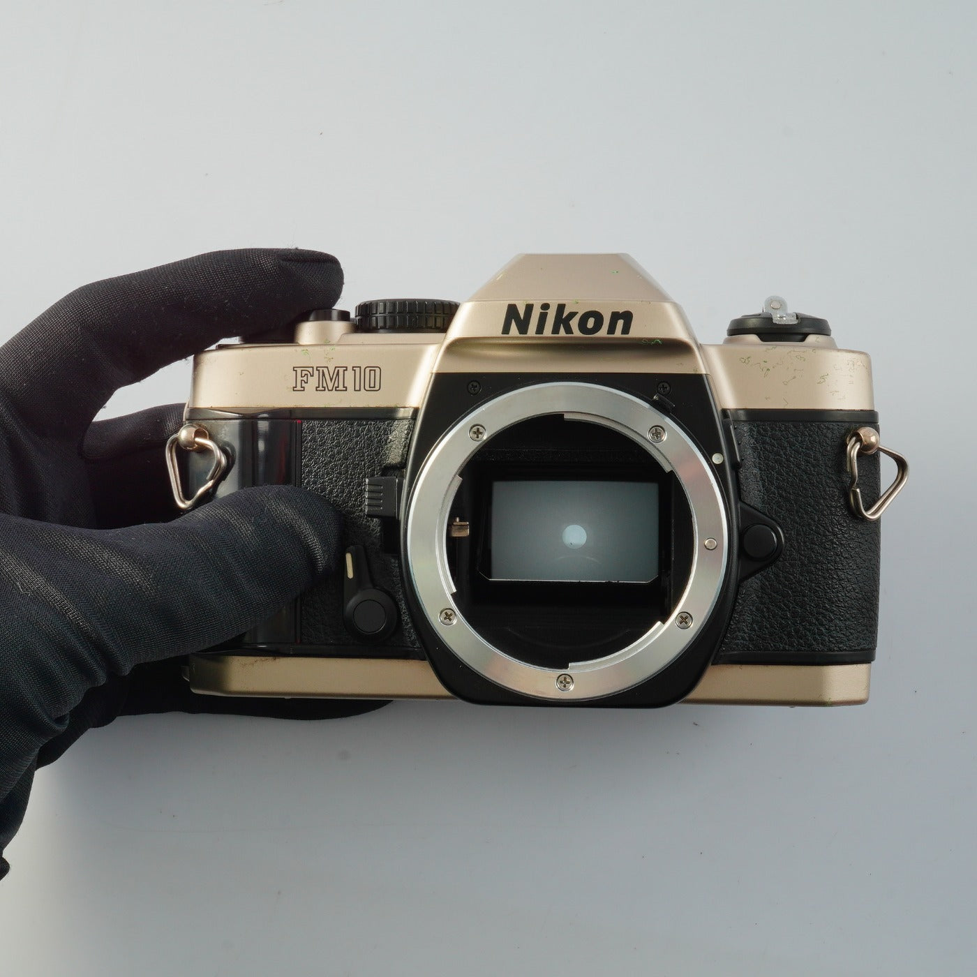 Nikon FM10 MF フィルム一眼レフカメラ