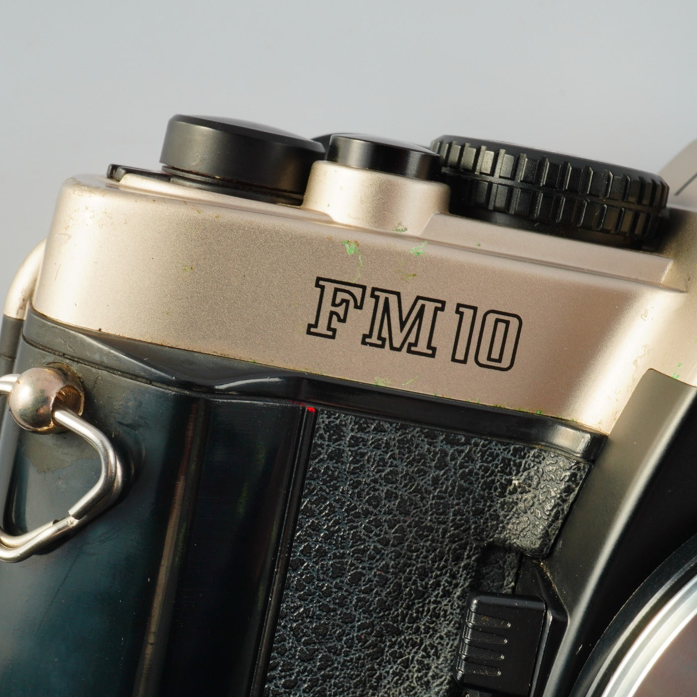 Nikon FM10 MF フィルム一眼レフカメラ