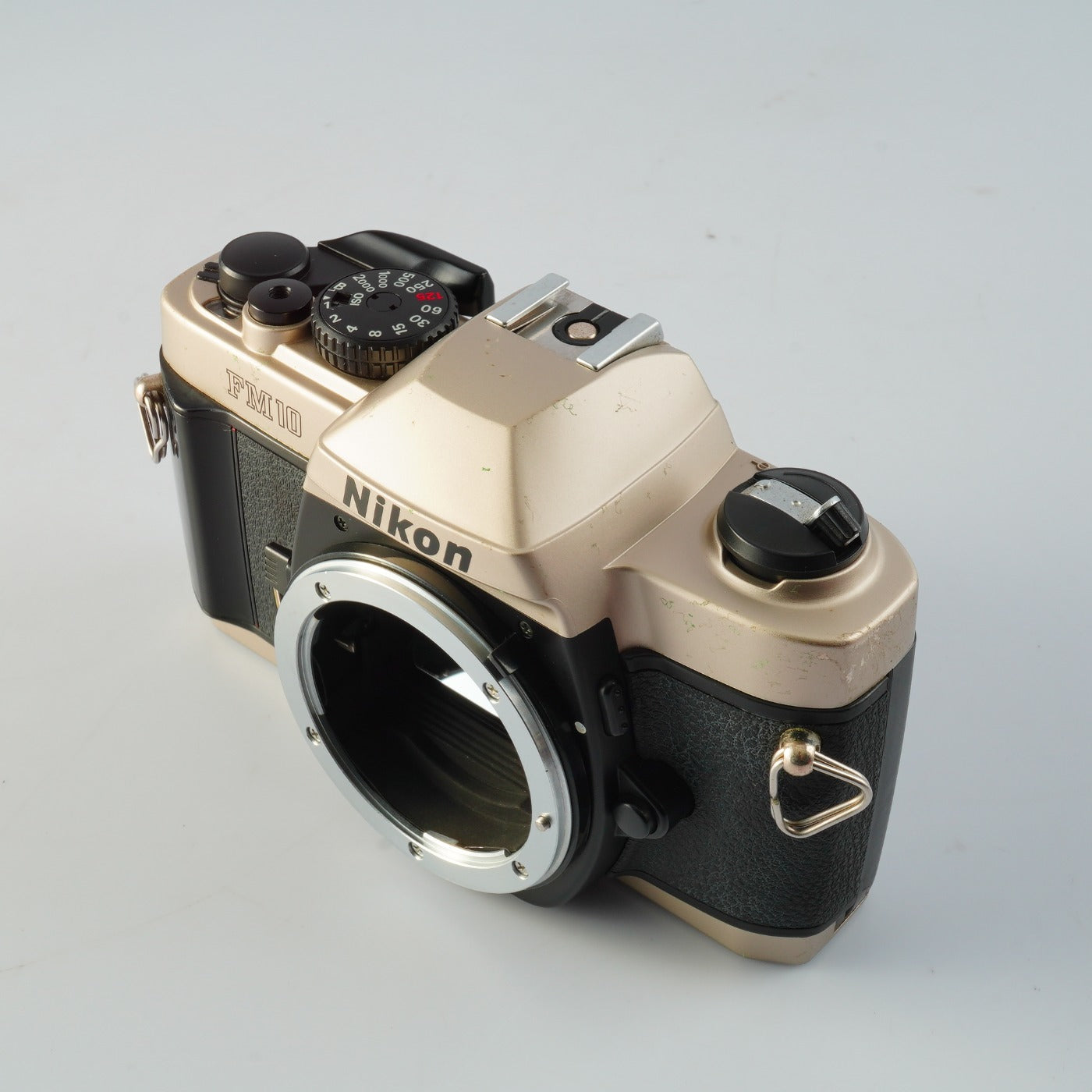 Nikon FM10 MF フィルム一眼レフカメラ