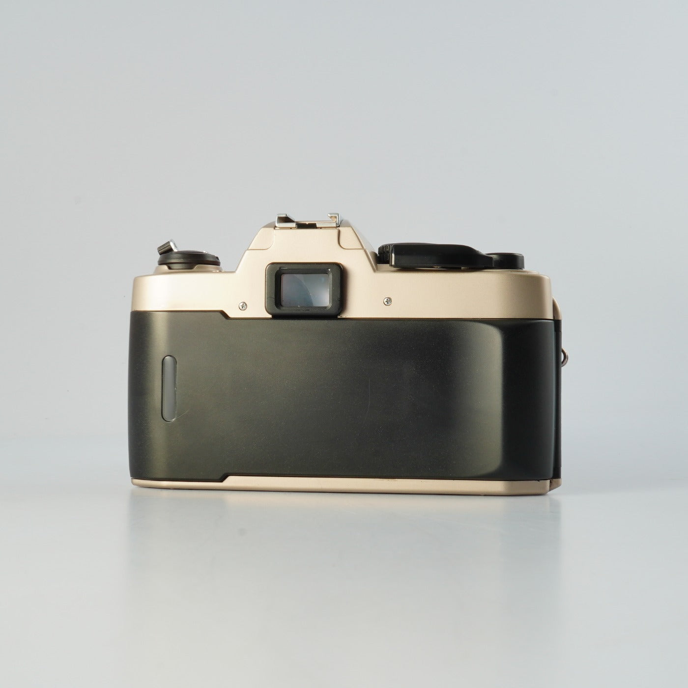 Nikon FM10 + Ai-S ZOOM Nikkor 35-70mm F/3.5-4.8 MF フィルム一眼