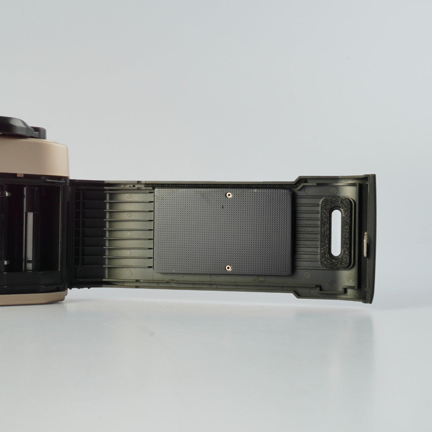 Nikon FM10 + Ai-S ZOOM Nikkor 35-70mm F/3.5-4.8 MF フィルム一眼レフカメラ