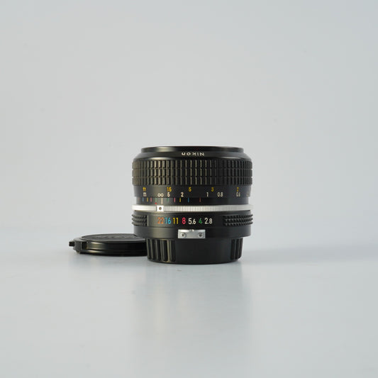 Nikon 非Ai Nikkor 28mm F/2.8 単焦点レンズ
