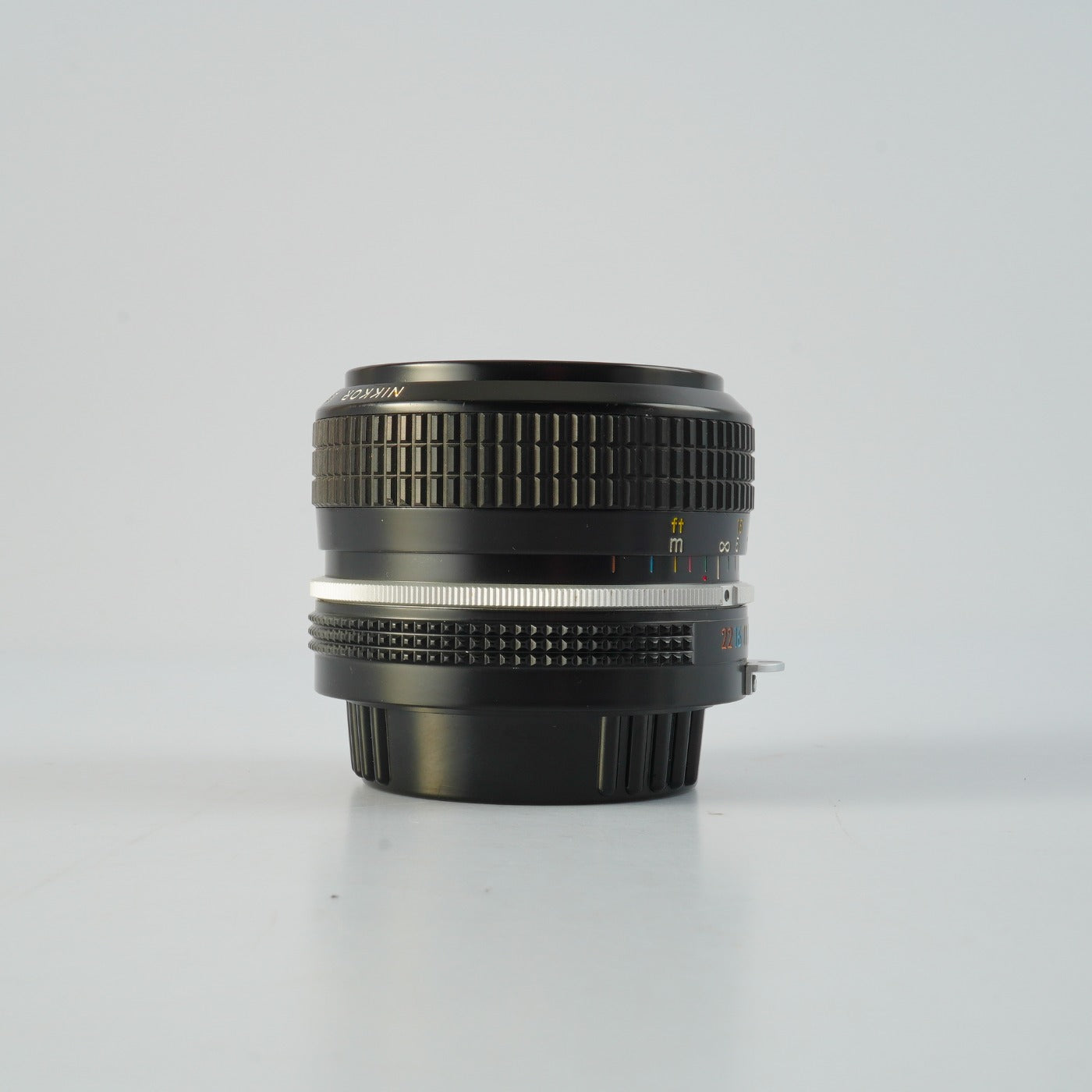 Nikon 非Ai Nikkor 28mm F/2.8 単焦点レンズ