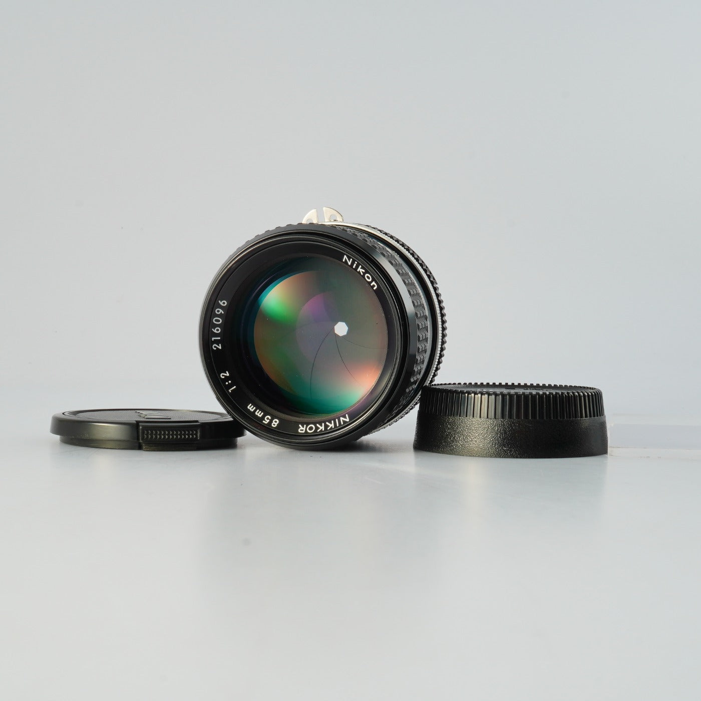 Nikon Ai NIKKOR 85mm F/2 単焦点レンズ