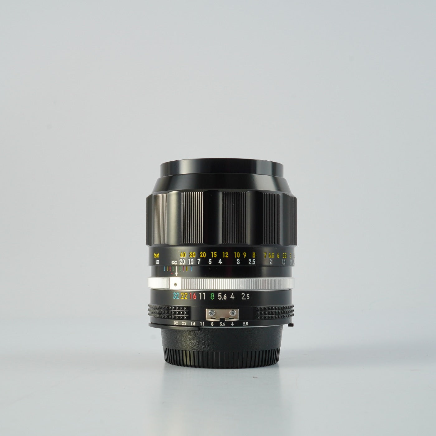 Nikon Ai改 NIKKOR-P.C Auto 105mm F/2.5 単焦点レンズ