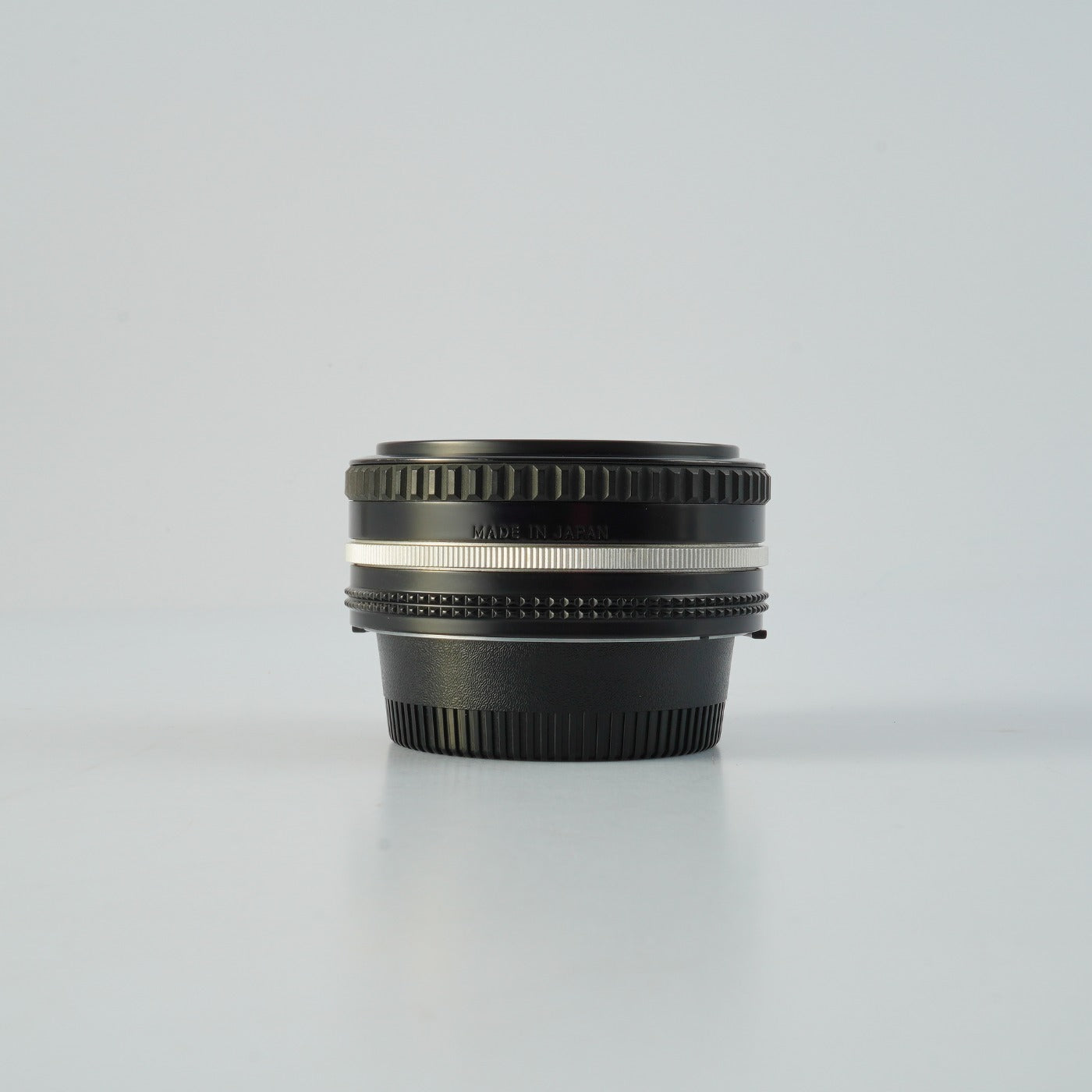 Nikon NIKKOR 50mm F/1.8 Ai-S 単焦点レンズ