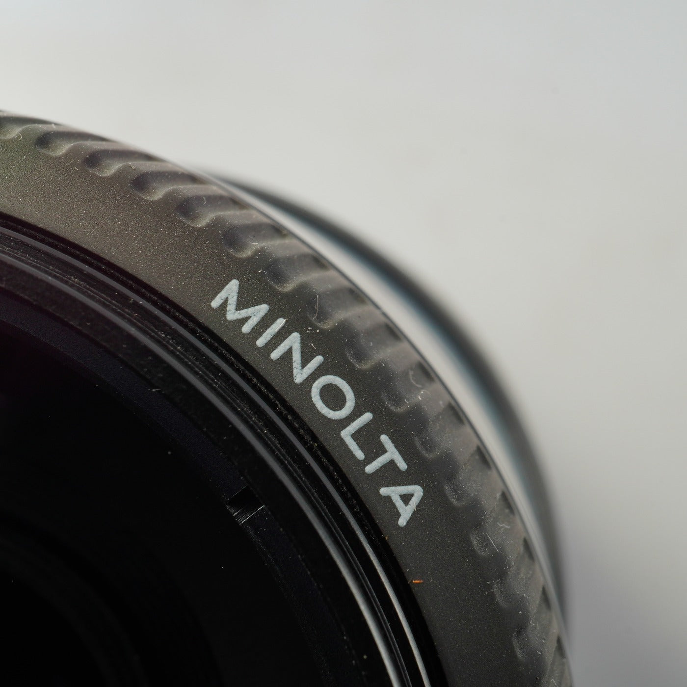 MINOLTA AF APO 100-300mm F/4.5-5.6 TELE ZOOM ズームレンズ