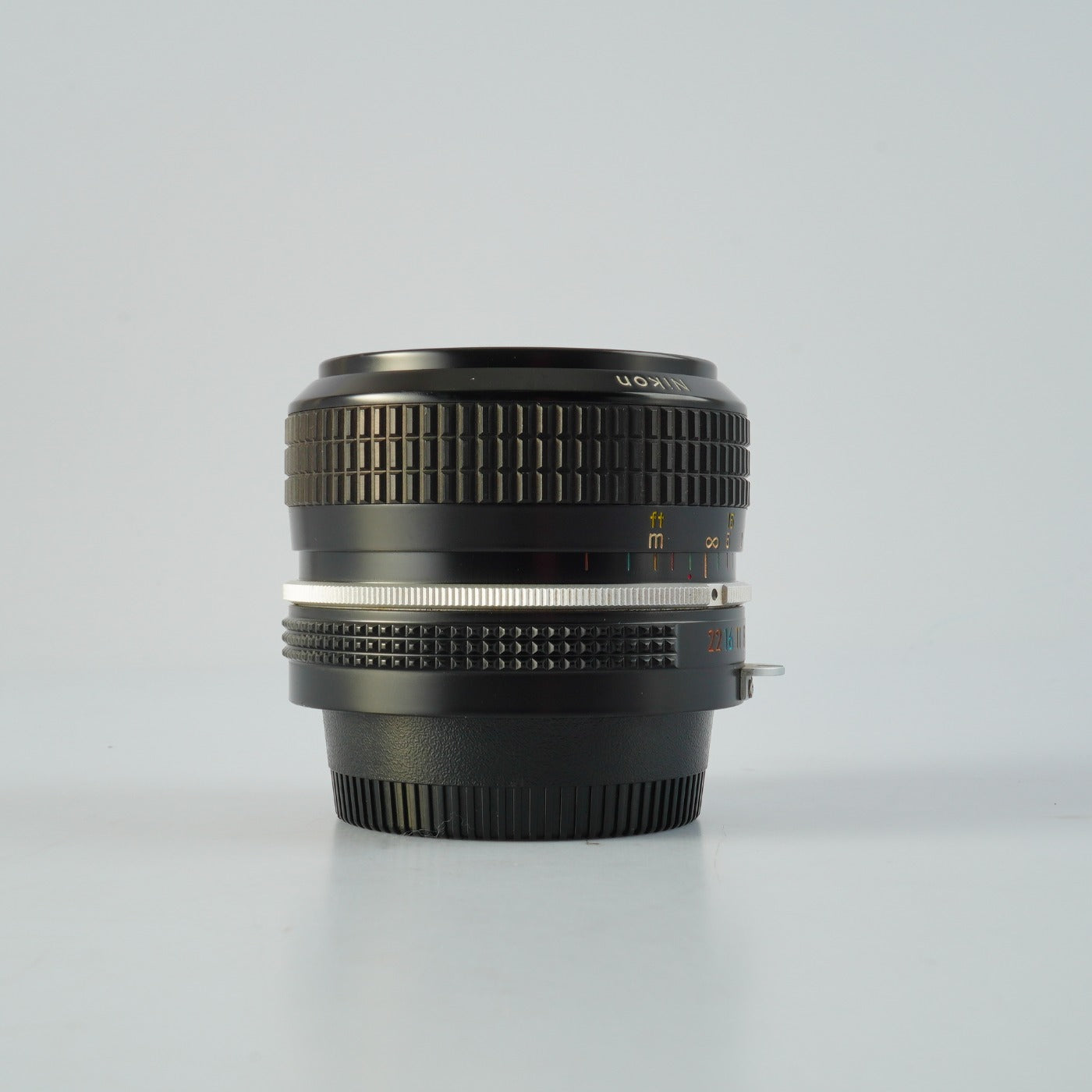 Nikon 非Ai Nikkor 28mm F/2.8 単焦点レンズ