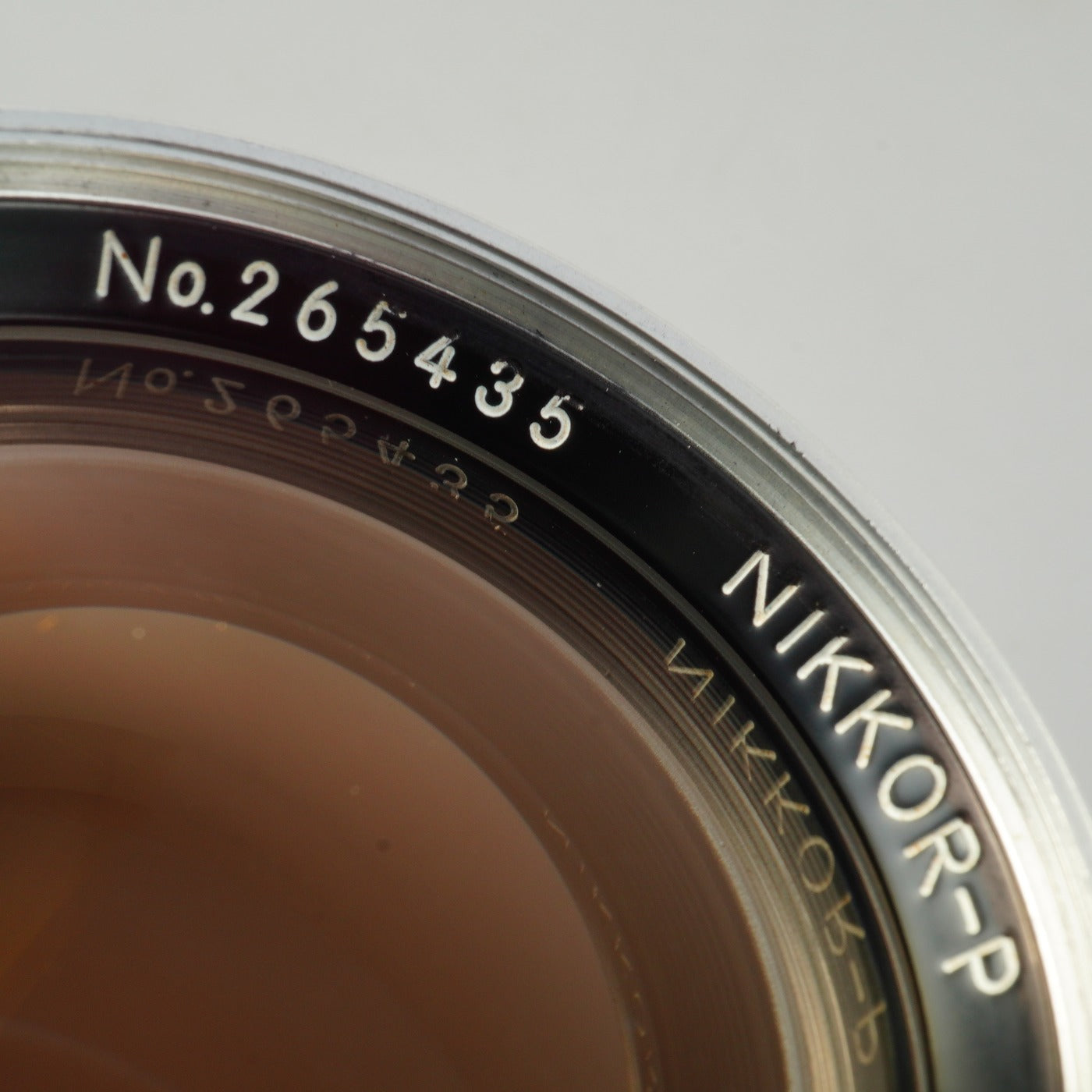 Nikon 非Ai NIKKOR-P Auto 105mm F/2.5 単焦点レンズ