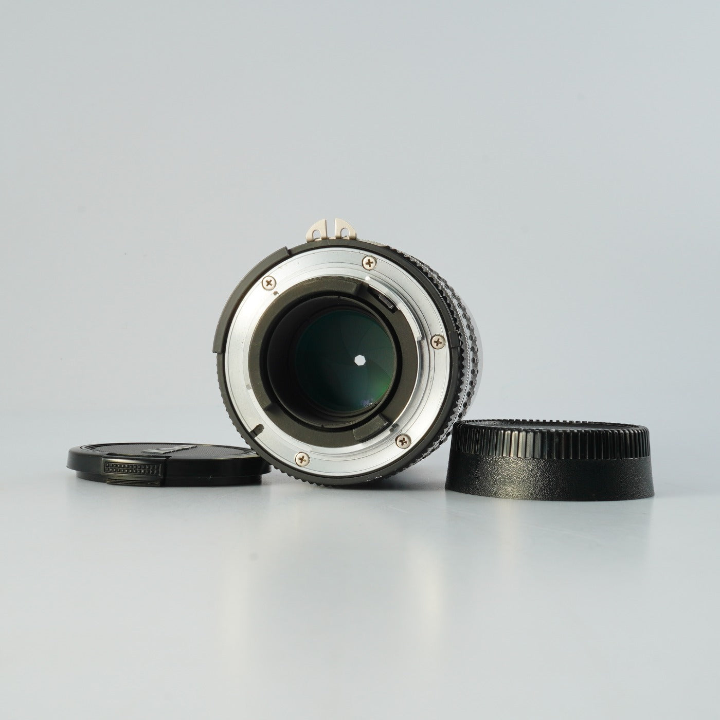Nikon Ai NIKKOR 135mm F/2.8 単焦点レンズ
