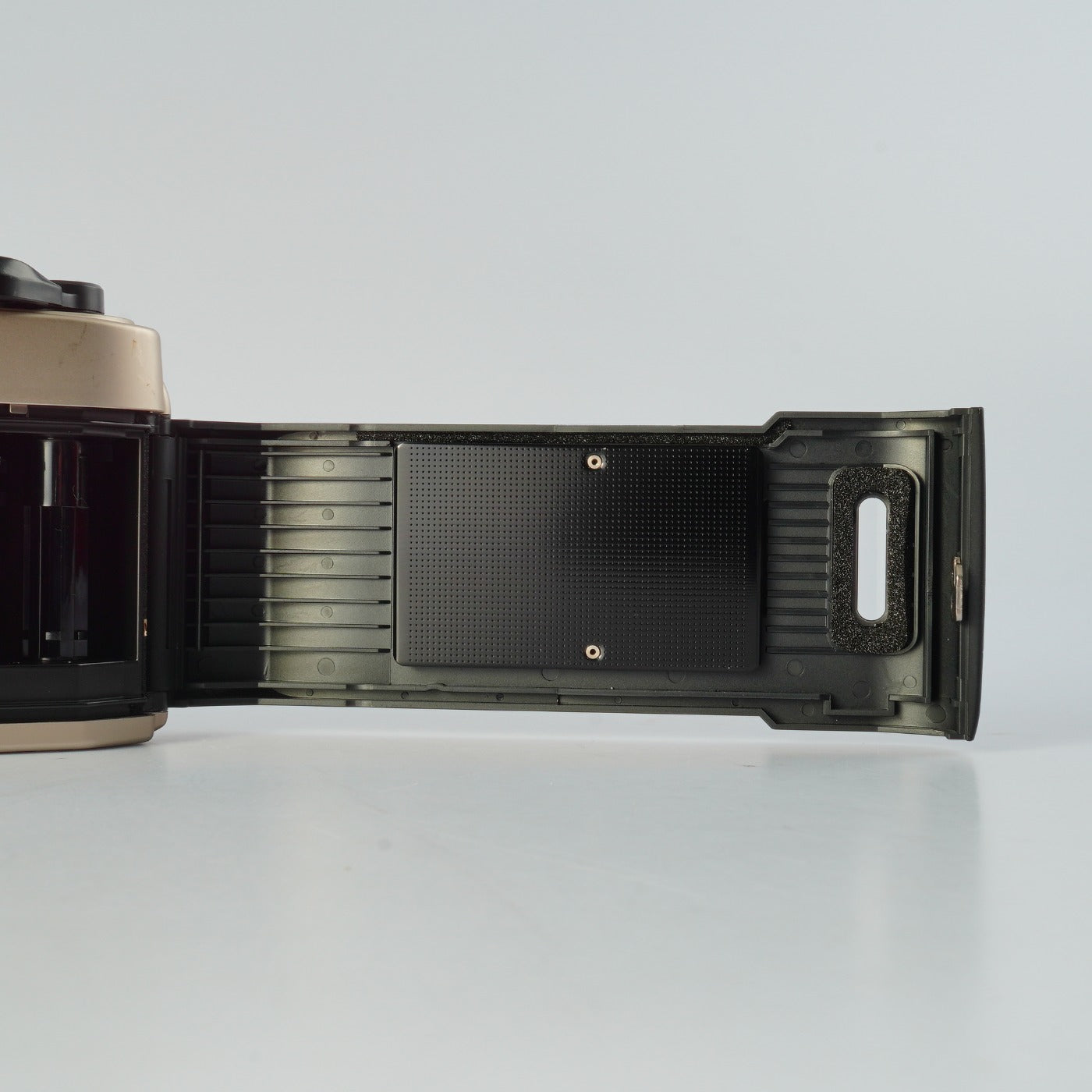 Nikon FM10 MF フィルム一眼レフカメラ