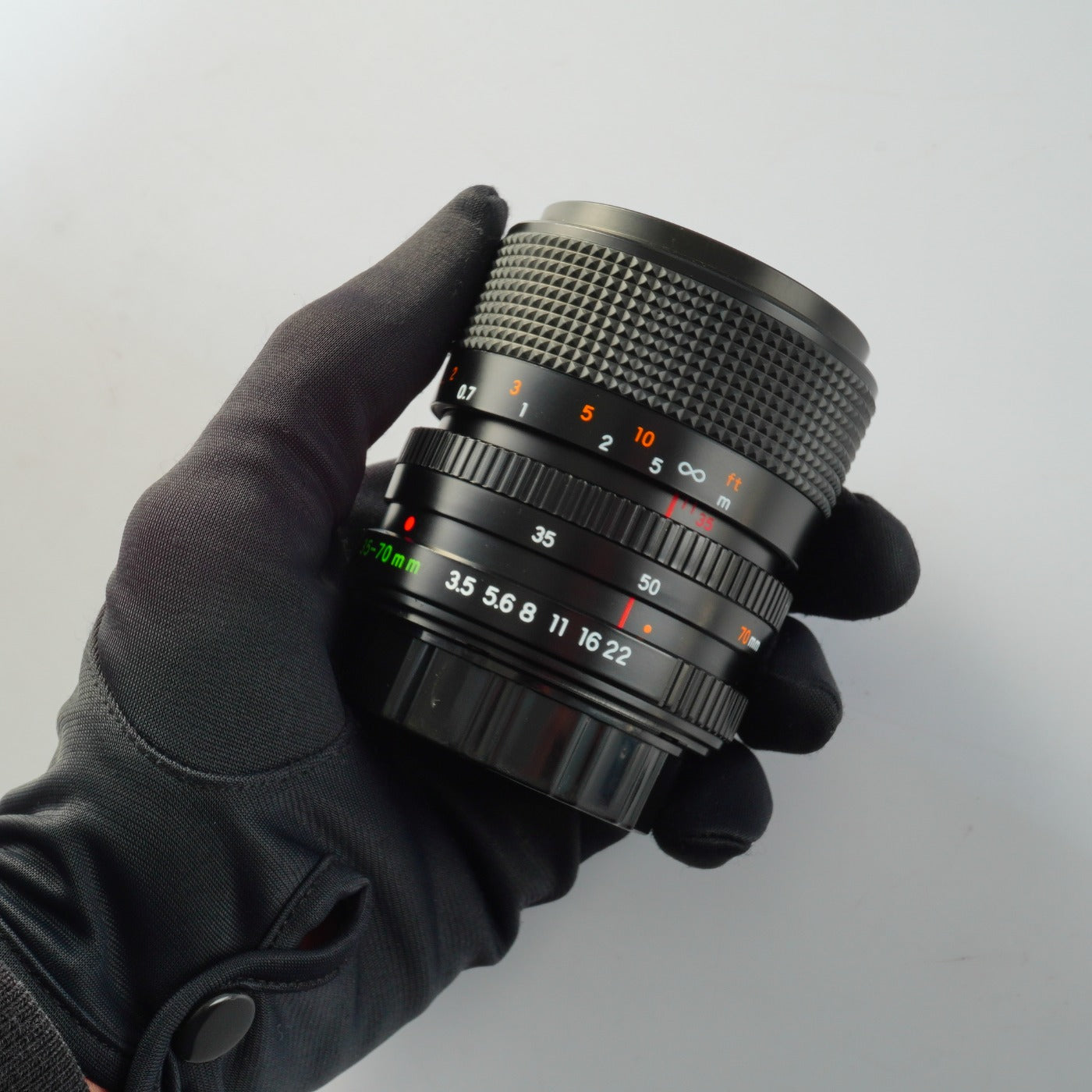 YASHICA ML Zoom 35-70mm F/3.5-4.8 (Contax/Yashica用) ズームレンズ
