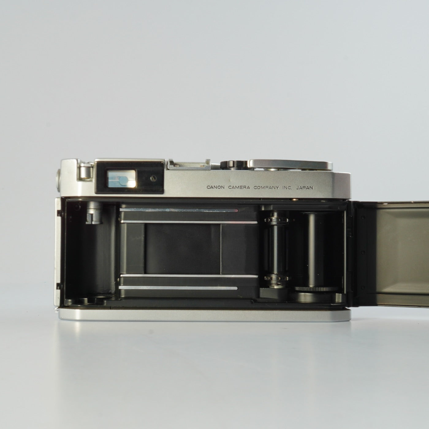 【SERVICED & TESTED】 Canon P + 50mm F/1.4 レンジファインダーフィルムカメラ