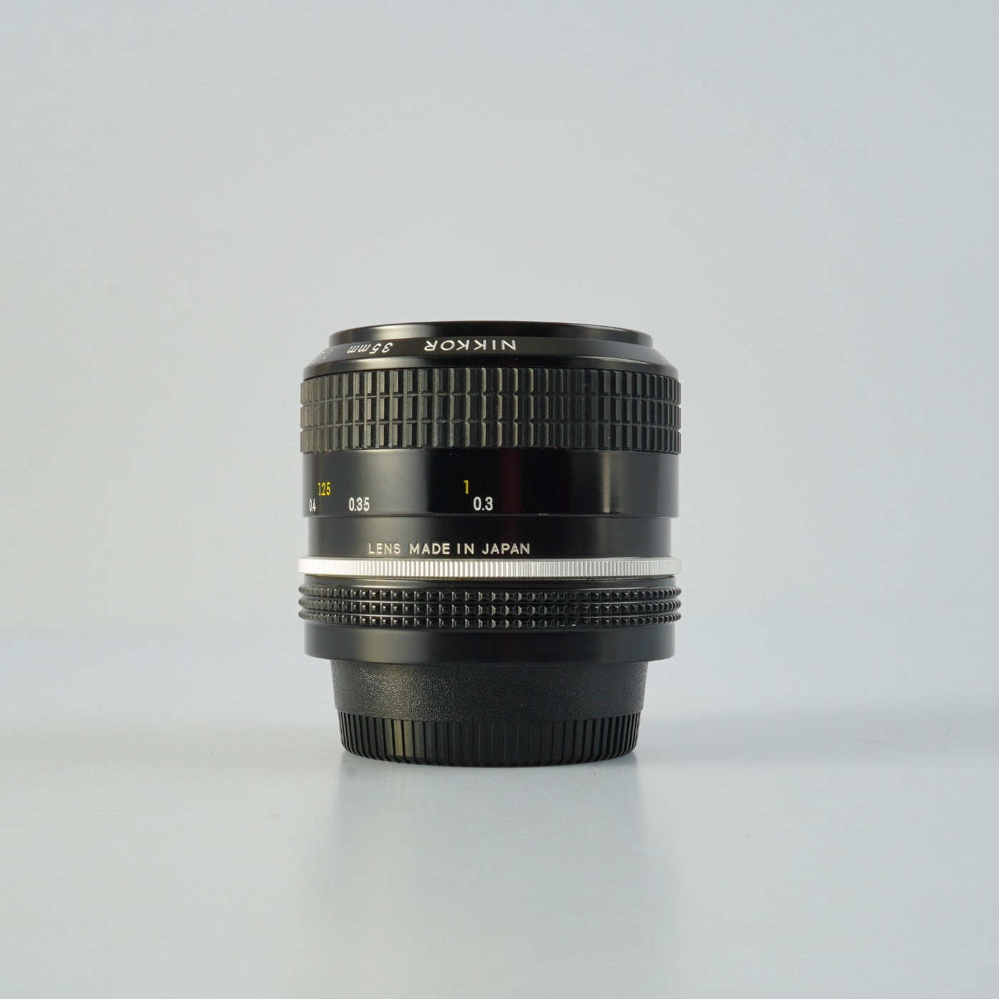 Nikon 非Ai NIKKOR 35mm F/2 単焦点レンズ