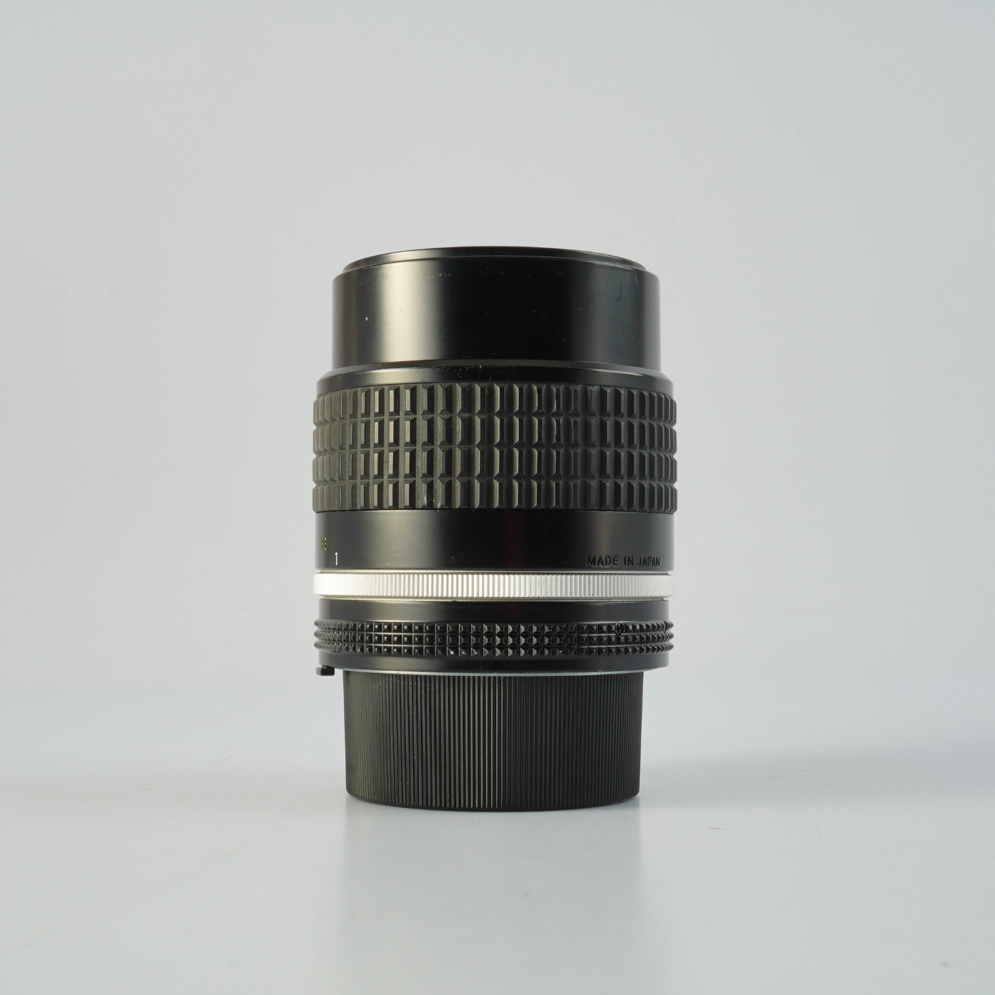 Nikon Ai-S NIKKOR 105mm F/2.5 単焦点レンズ
