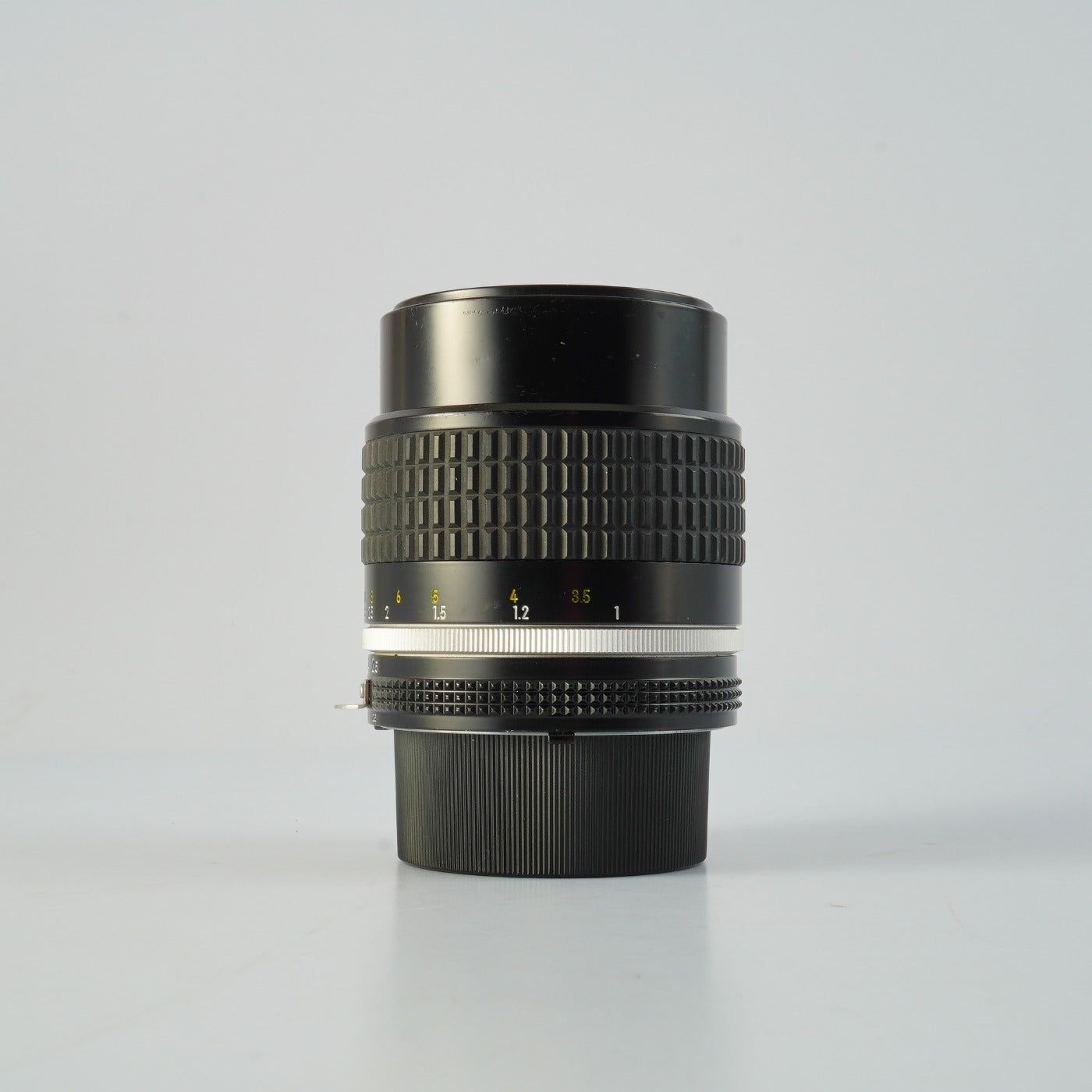Nikon Ai-S NIKKOR 105mm F/2.5 単焦点レンズ