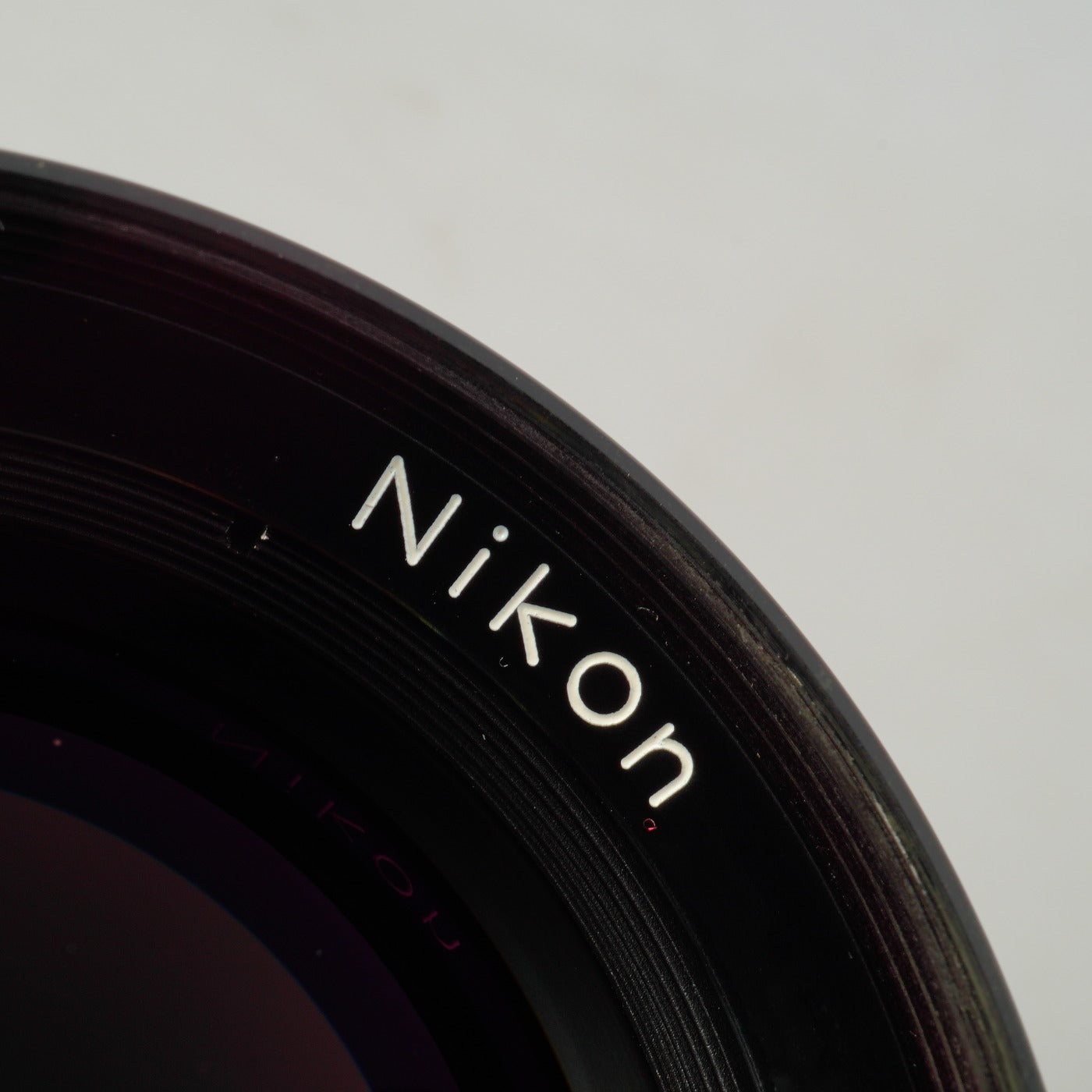 Nikon Ai NIKKOR 85mm F/2 単焦点レンズ