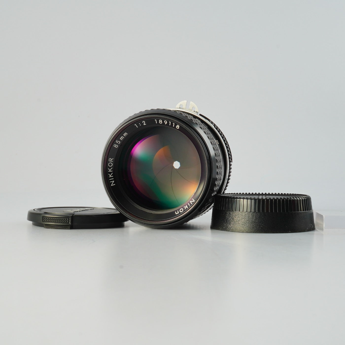 Nikon Ai NIKKOR 85mm F/2 単焦点レンズ