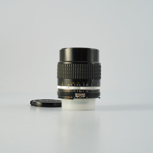 Nikon Ai-S NIKKOR 105mm F/2.5 単焦点レンズ