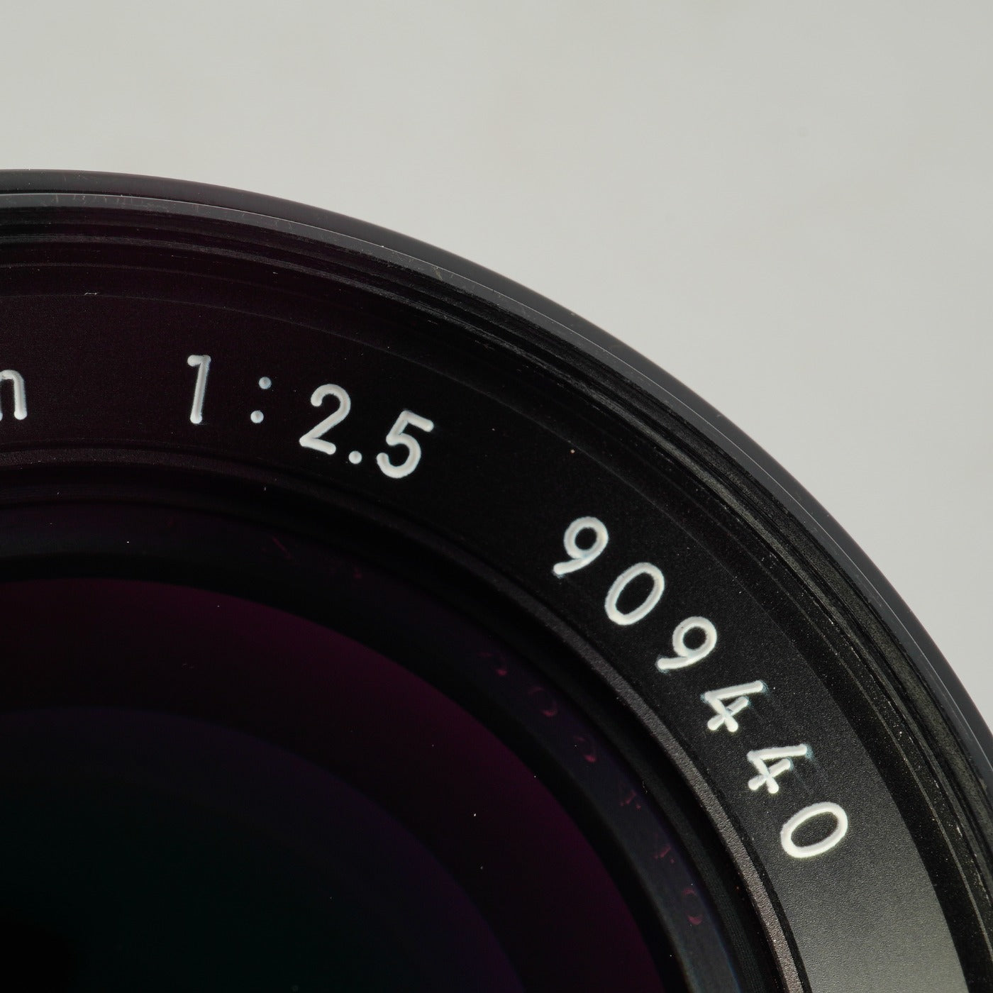 Nikon Ai-S NIKKOR 105mm F/2.5 単焦点レンズ