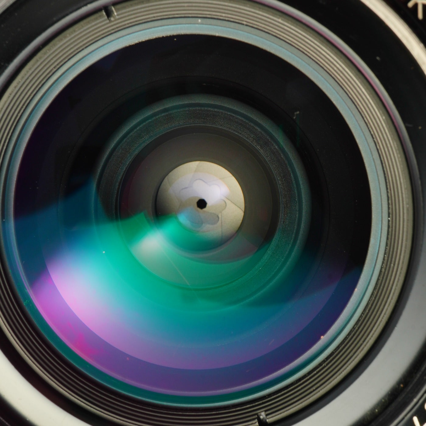 Nikon Ai Nikkor 28mm F/2.8 単焦点レンズ