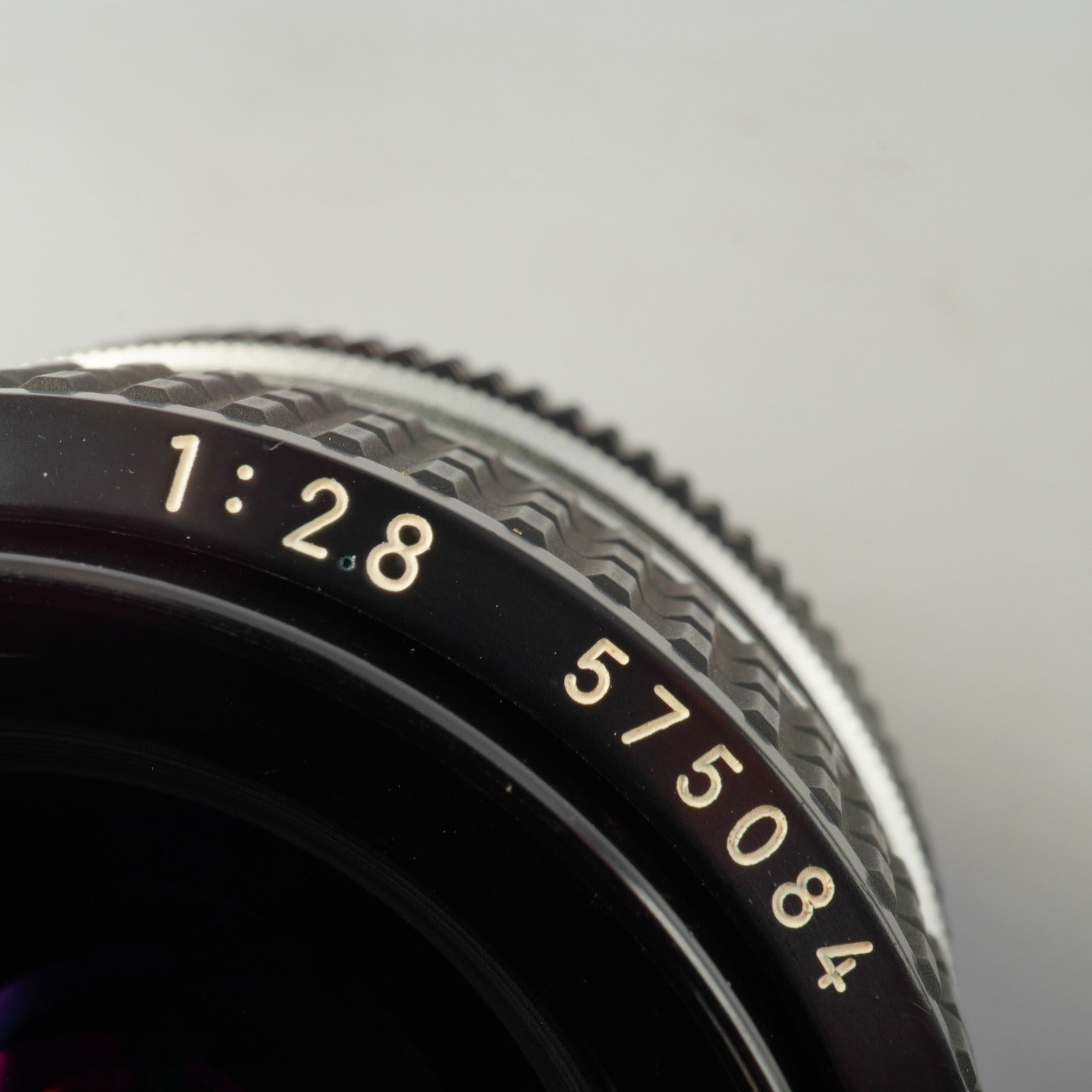 Nikon Ai Nikkor 28mm F/2.8 単焦点レンズ