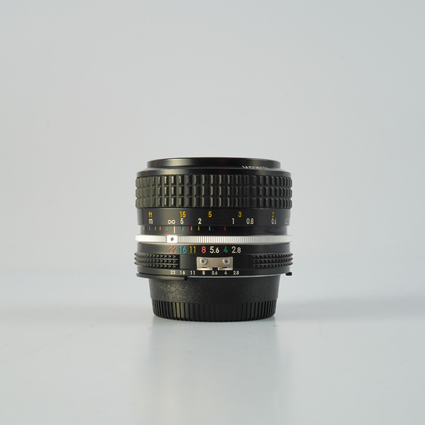 Nikon Ai Nikkor 28mm F/2.8 単焦点レンズ