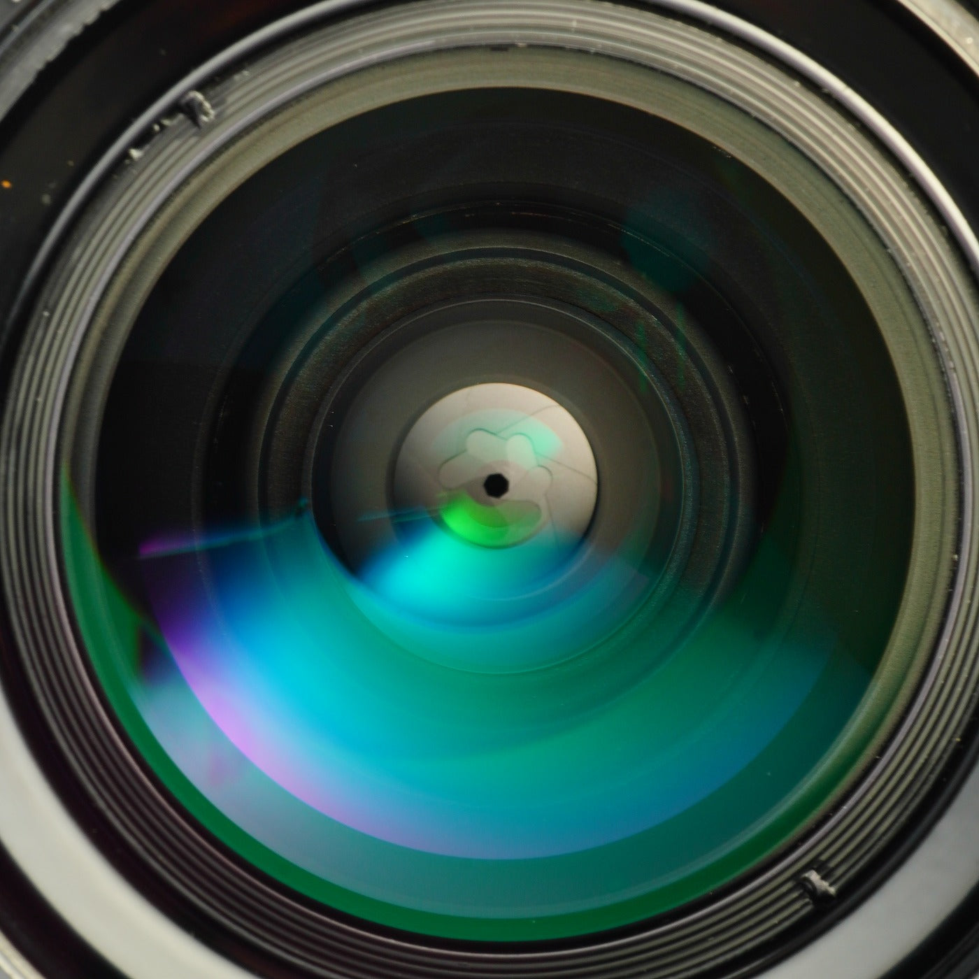 Nikon Ai Nikkor 28mm F/2.8 単焦点レンズ