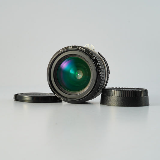 Nikon Ai Nikkor 28mm F/2.8 単焦点レンズ