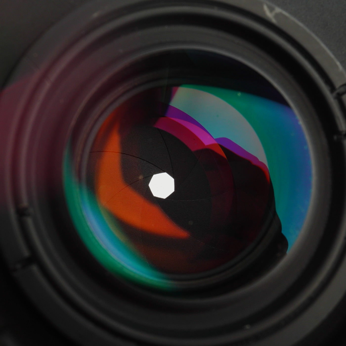 Nikon Ai Nikkor 28mm F/2.8 単焦点レンズ