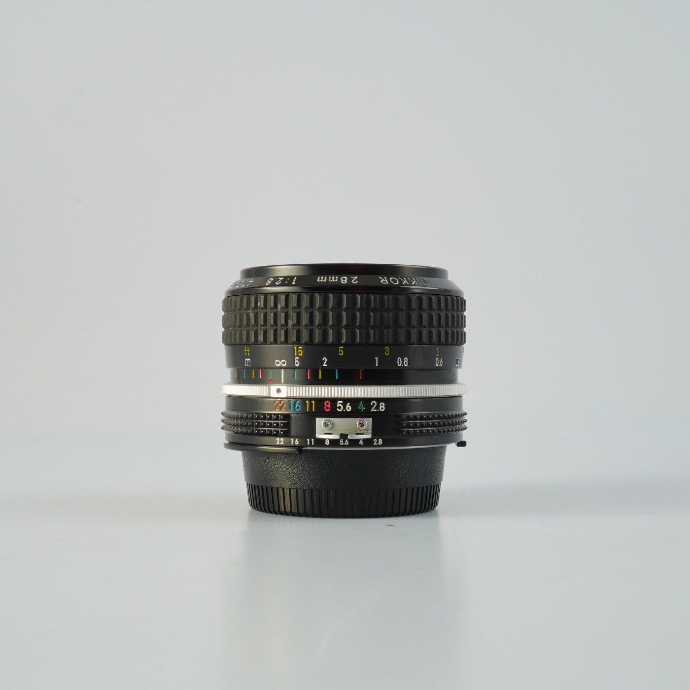 Nikon Ai Nikkor 28mm F/2.8 単焦点レンズ