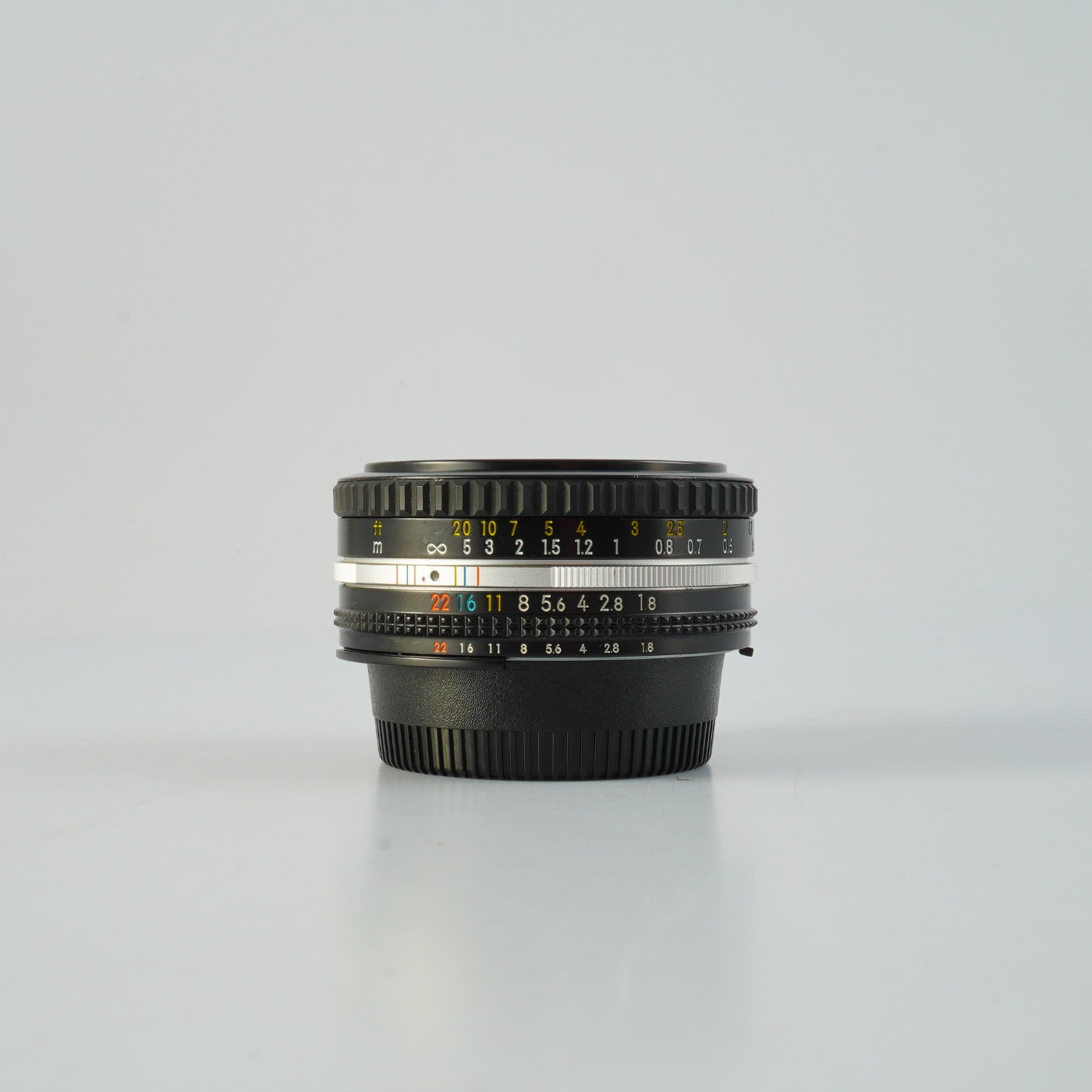Nikon NIKKOR 50mm F/1.8 Ai-S 単焦点レンズ