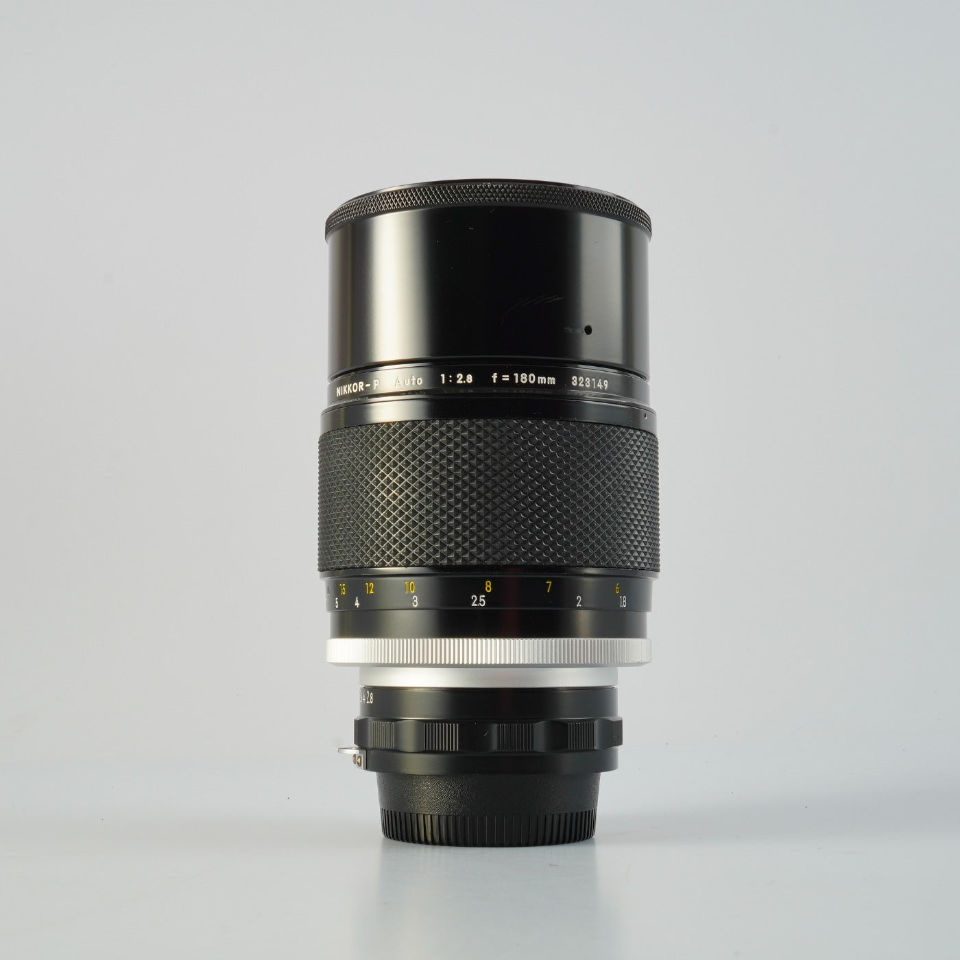 Nikon 非Ai NIKKOR-P Auto 180mm F/2.8 単焦点レンズ