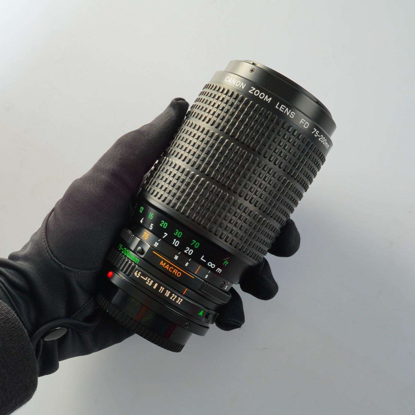 Canon FD 75-200mm F/4.5 ズームレンズ