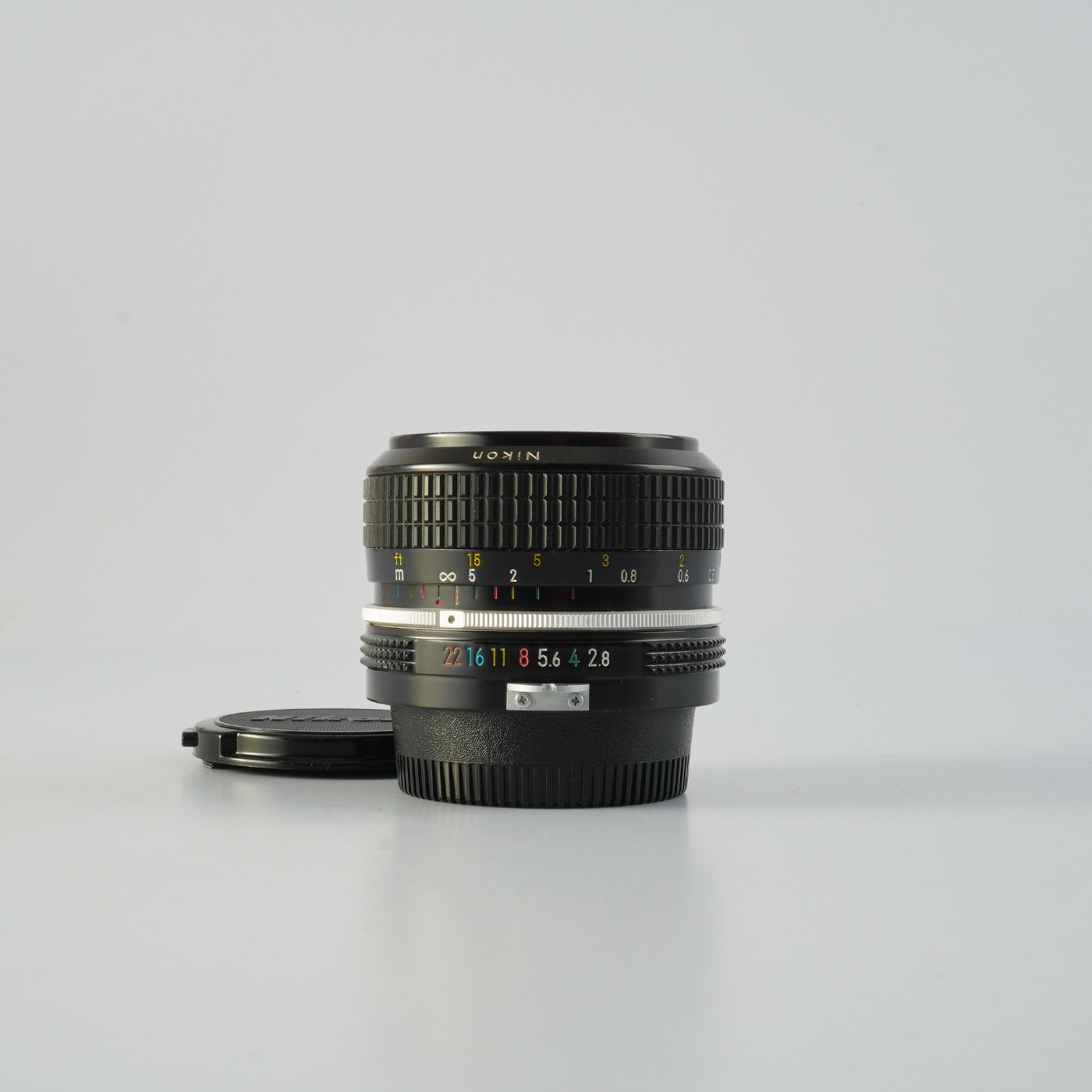 Nikon 非Ai Nikkor 28mm F/2.8 単焦点レンズ