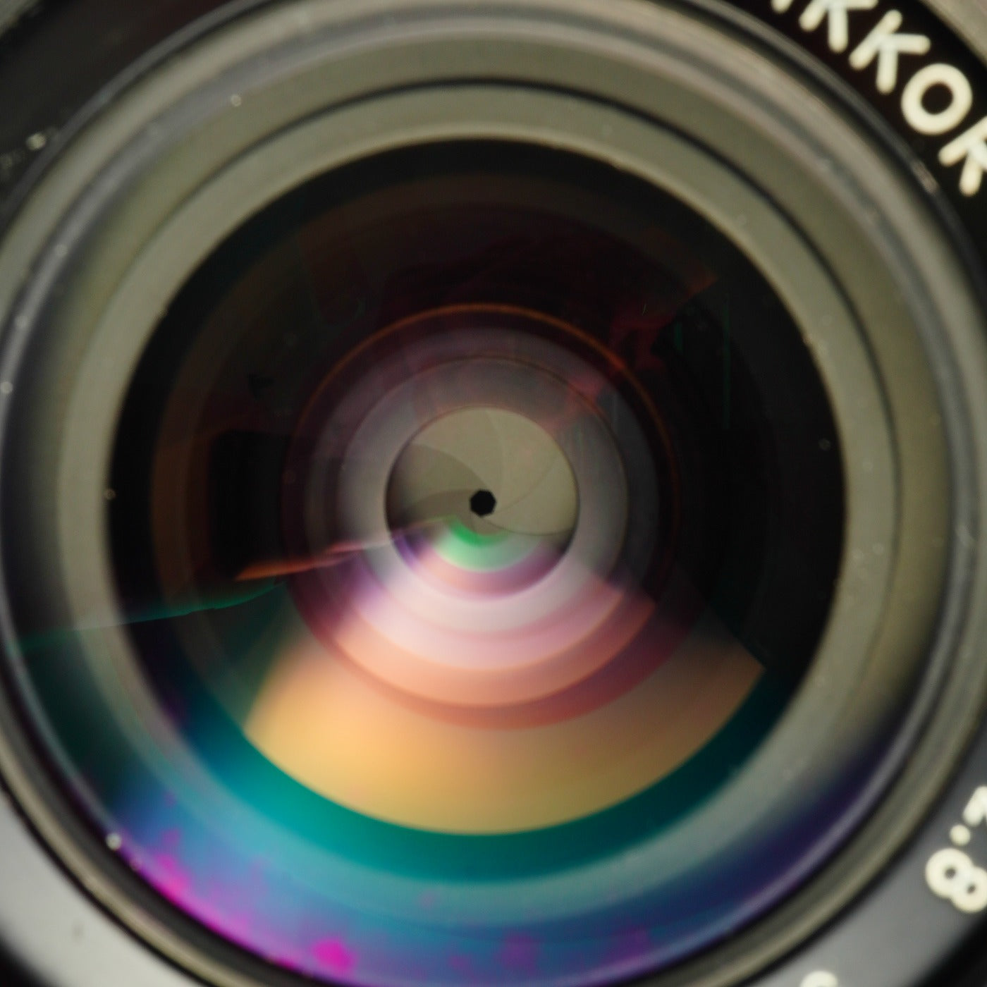 Nikon Ai NIKKOR 24mm F/2.8 単焦点レンズ