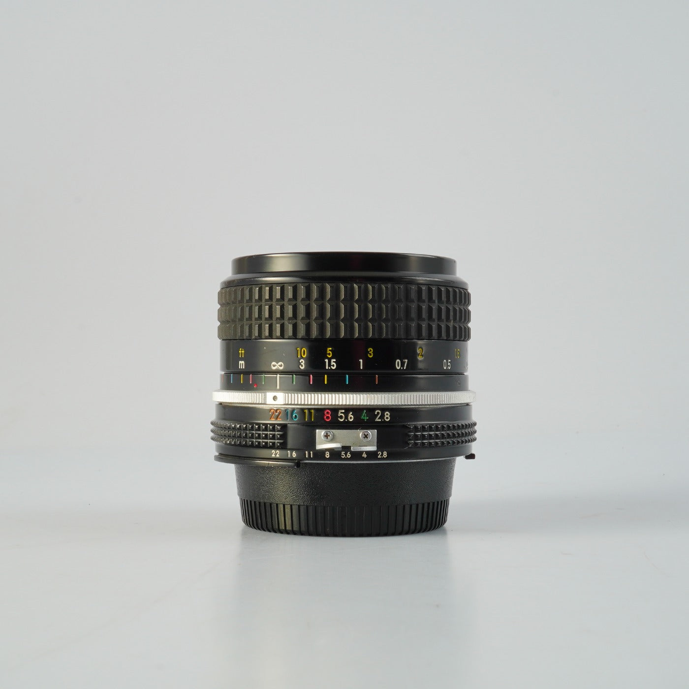 Nikon Ai NIKKOR 24mm F/2.8 単焦点レンズ