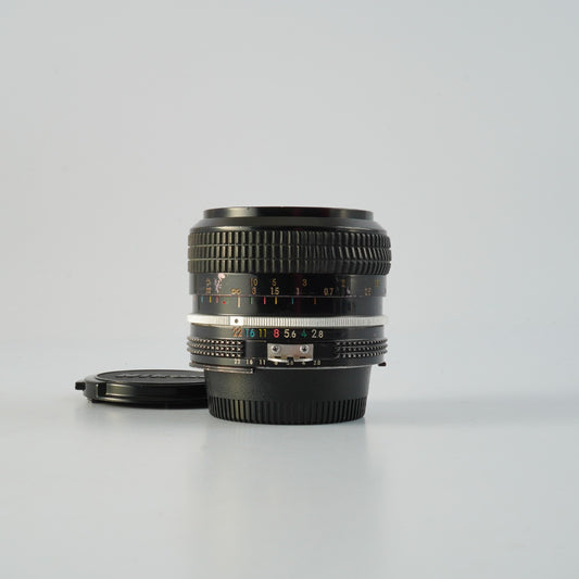 Nikon Ai NIKKOR 24mm F/2.8 単焦点レンズ